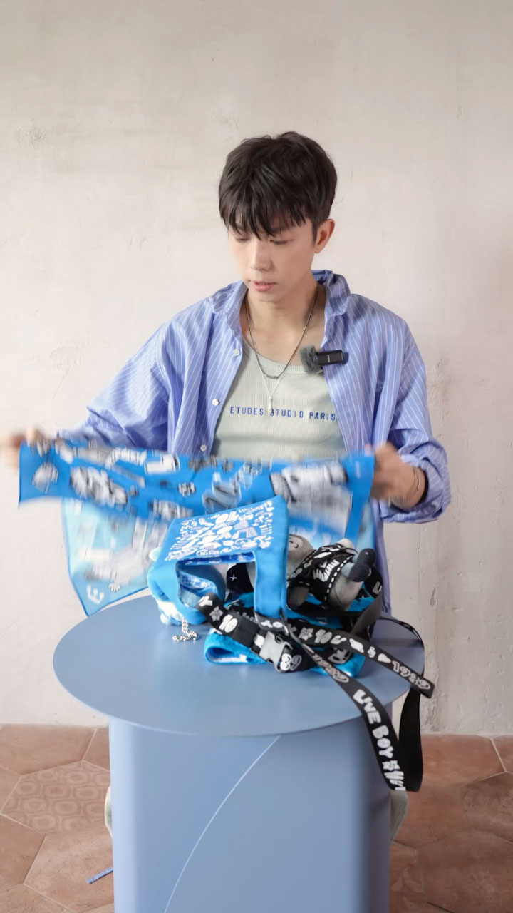 まとめ購入確認用400■ ANG WOO YOUNG Fotos compartidas por #WOOYOUNG vía fromm 💌 (1/2) ©️ lemmonnamu